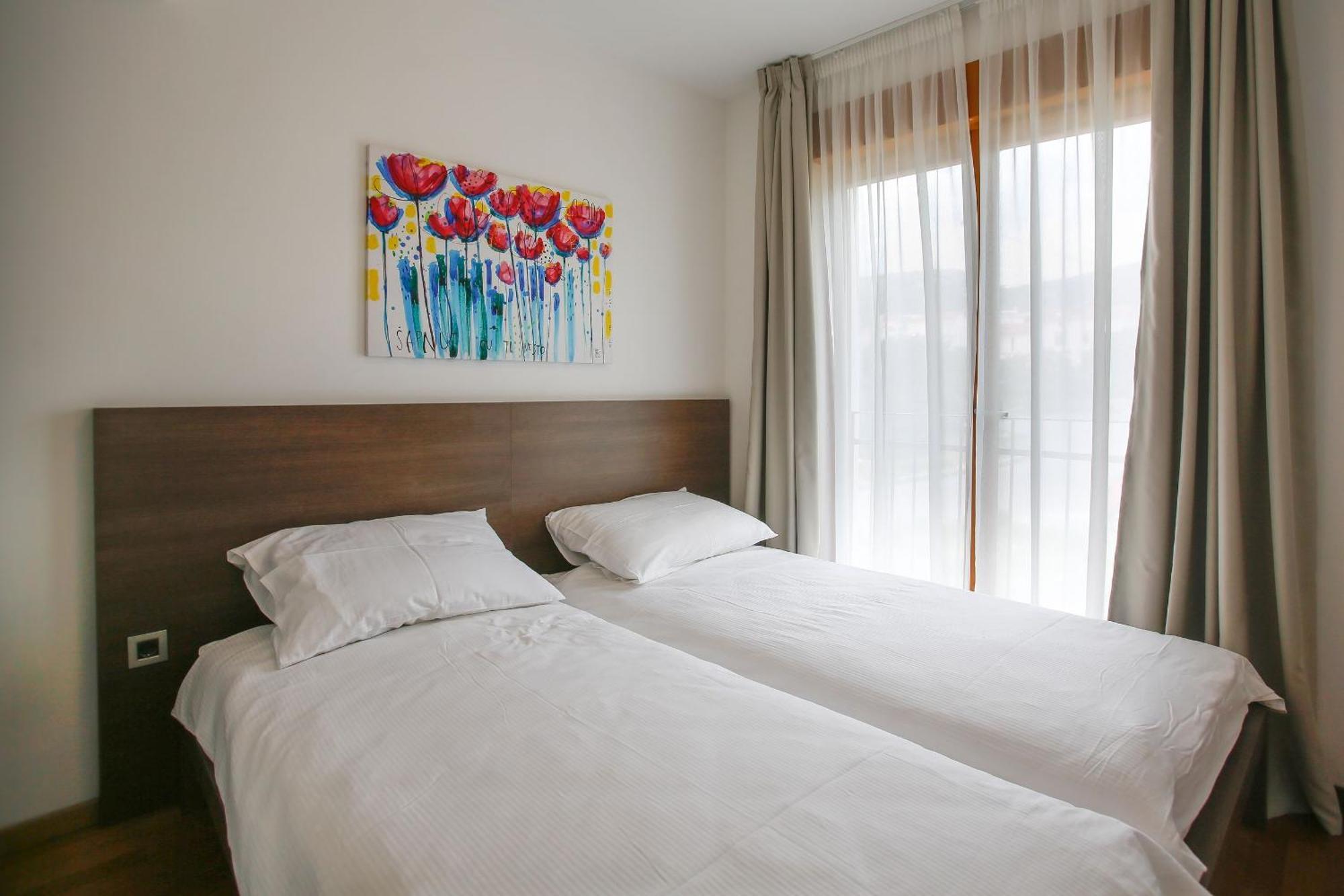 Apartments Poville Residence Povile Phòng bức ảnh