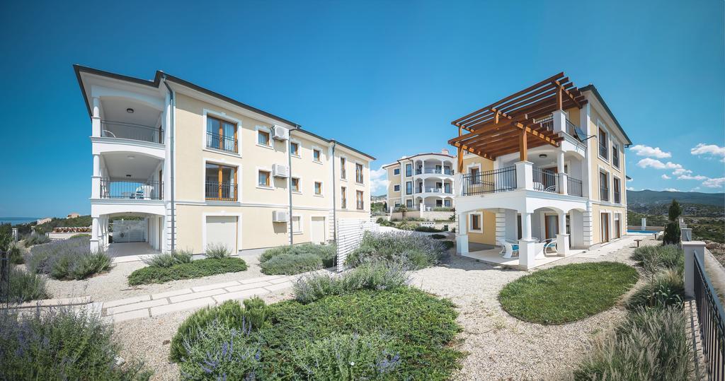 Apartments Poville Residence Povile Ngoại thất bức ảnh